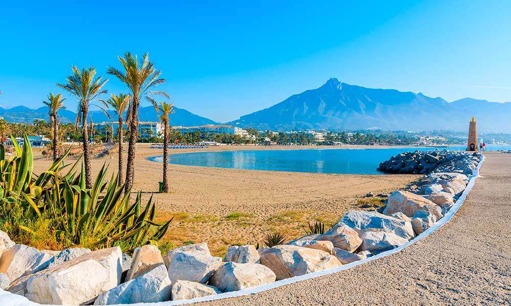 Las mejores 5 playas de Marbella - Playa de Puerto Banús